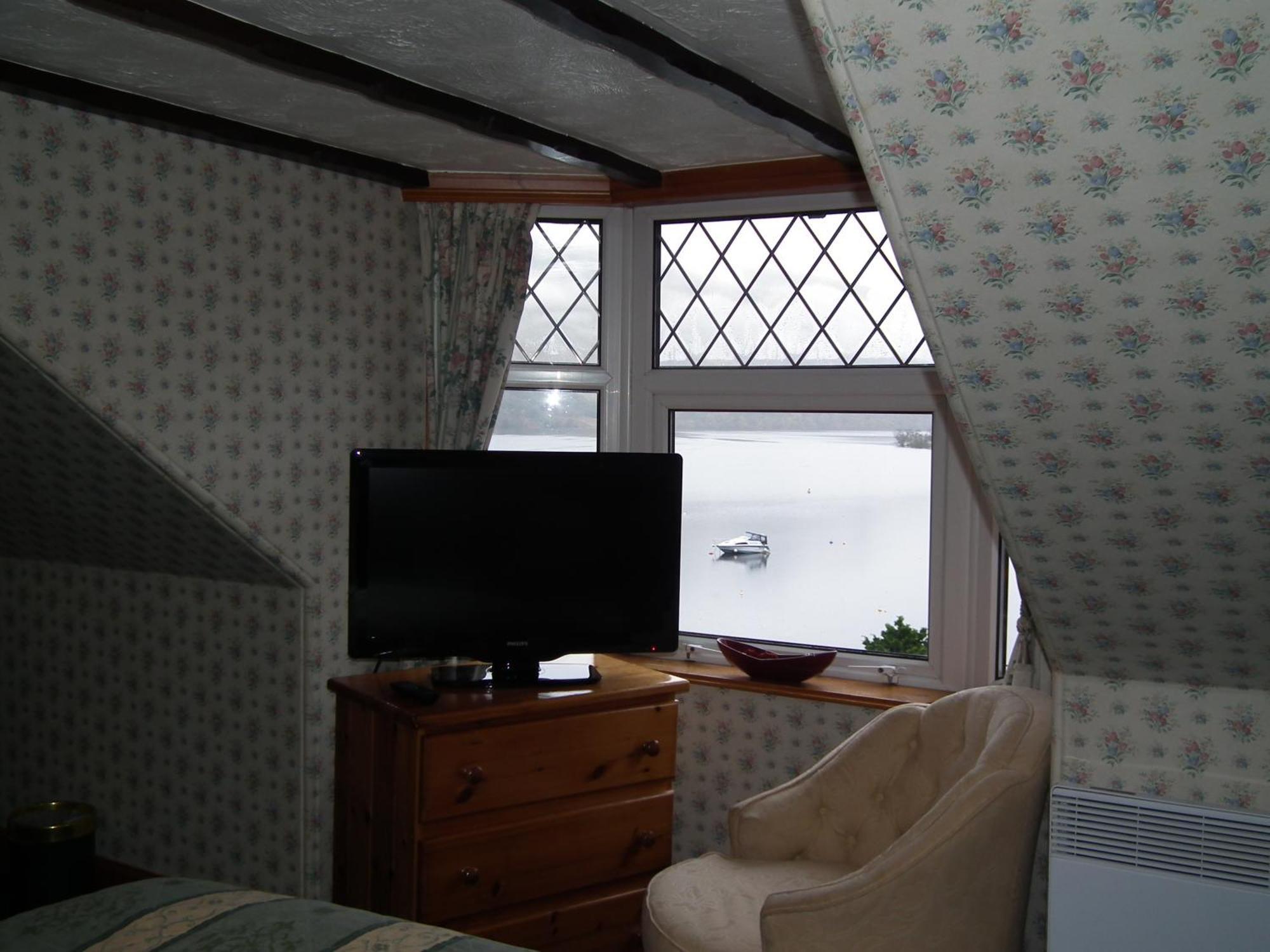 Ardlui Hotel Room photo