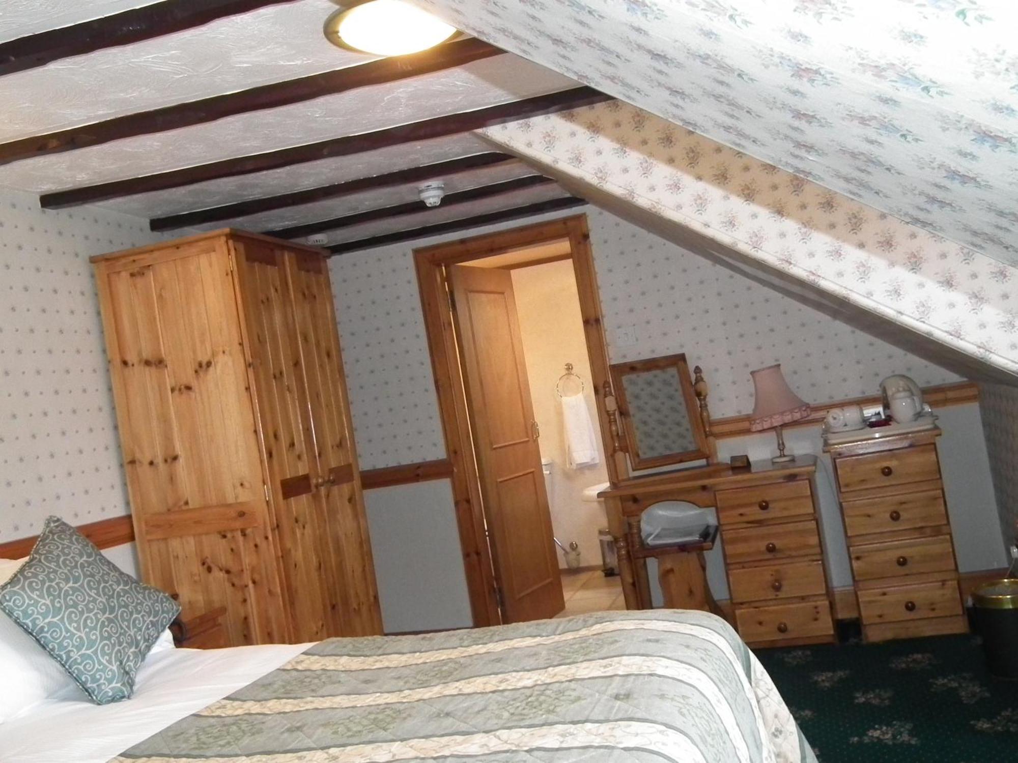 Ardlui Hotel Room photo